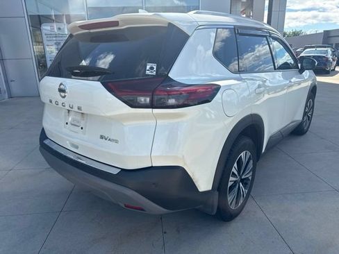 Used 2021 Nissan Rogue SV w/ Premium Package AWD/4WD image 7