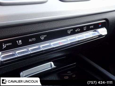 Used 2024 Mercedes-Benz GLS 450 4MATIC image 13