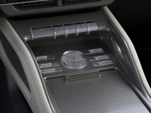 New 2024 Lincoln Nautilus Premier w/ Equipment Group 102A image 15