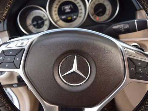 Used 2014 Mercedes-Benz E 350 4MATIC Sedan image 66