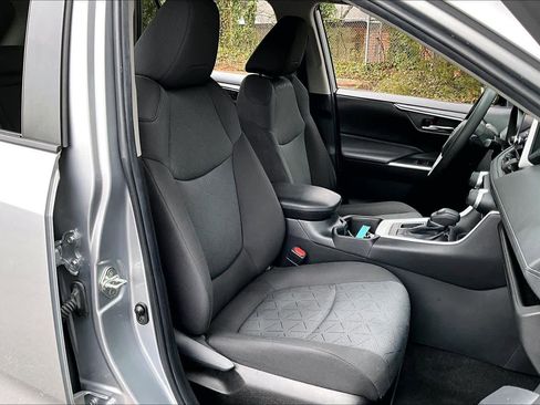 Certified 2023 Toyota RAV4 XLE image 9