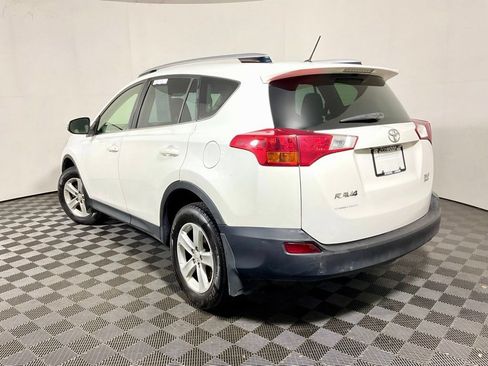 Used 2013 Toyota RAV4 XLE AWD/4WD image 11