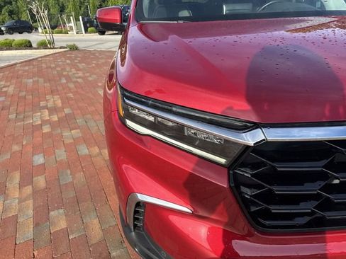 Certified 2025 Honda Pilot Elite image 20