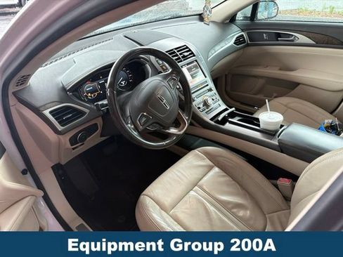 Used 2017 Lincoln MKZ Select w/ Select Plus Package FWD image 4