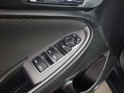 Used 2023 Chevrolet Malibu LT image 37