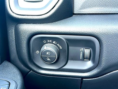 Used 2026 RAM 2500 Tradesman image 37