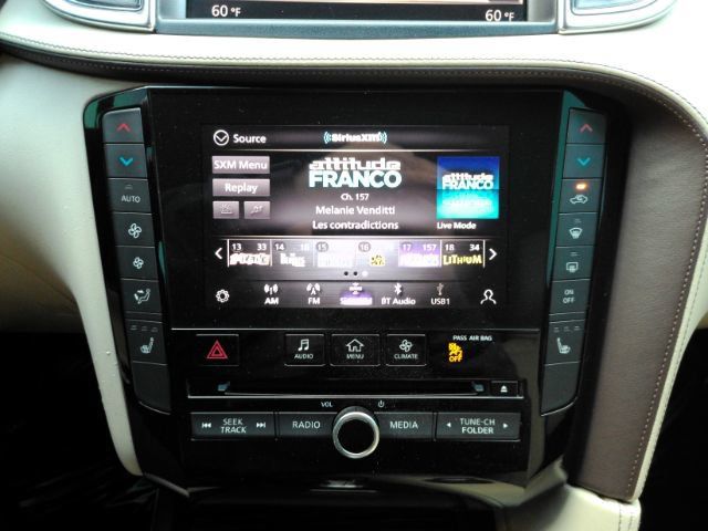 Used 2020 INFINITI QX50 Luxe w/ Navigation Package FWD image 42