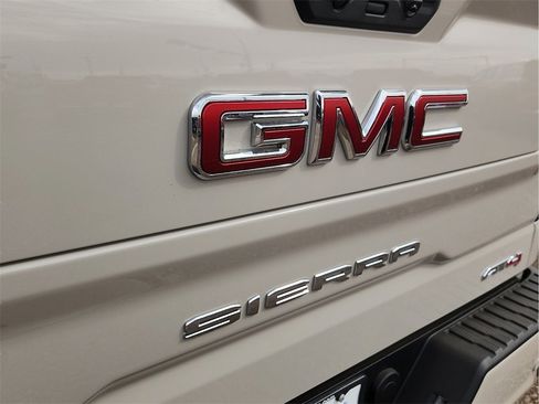 New 2026 GMC Sierra 1500 AT4 w/ AT4 Premium Package image 10