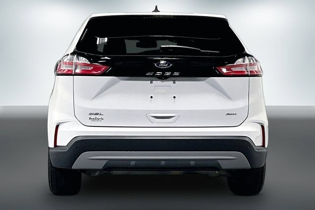 Used 2023 Ford Edge SEL w/ Convenience Package AWD/4WD image 6