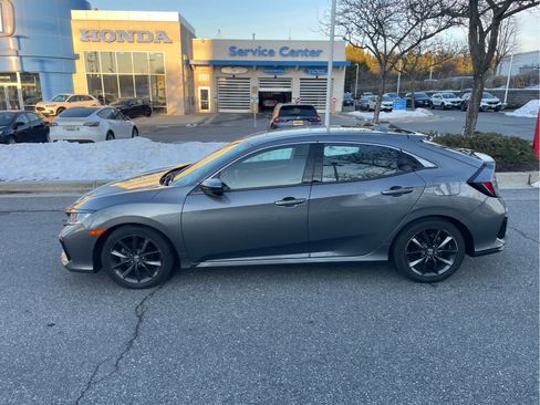 Used 2021 Honda Civic EX image 2