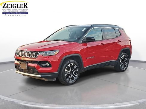 Certified 2023 Jeep Compass Limited image 1