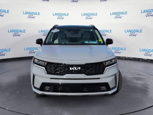 Used 2023 Kia Sorento EX w/ Panoramic Sunroof Package FWD image 12