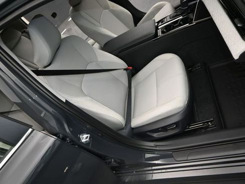New 2026 Toyota Camry XLE AWD/4WD image 15