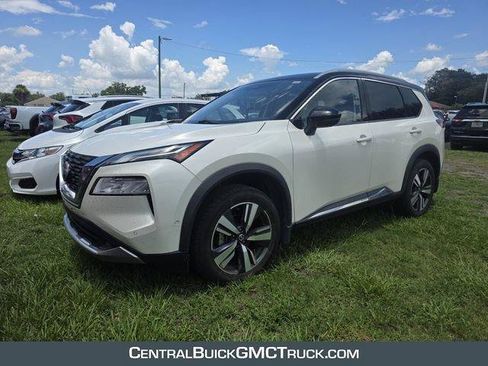 Used 2021 Nissan Rogue Platinum FWD image 1