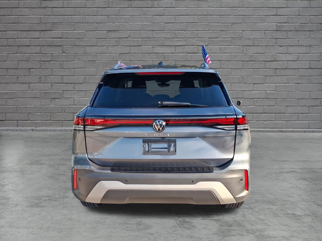 Certified 2026 Volkswagen Tiguan S FWD image 7