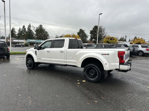 Used 2019 Ford F450 Platinum w/ Platinum Ultimate Package image 3