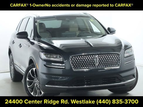 Certified 2023 Lincoln Nautilus Reserve AWD/4WD image 2