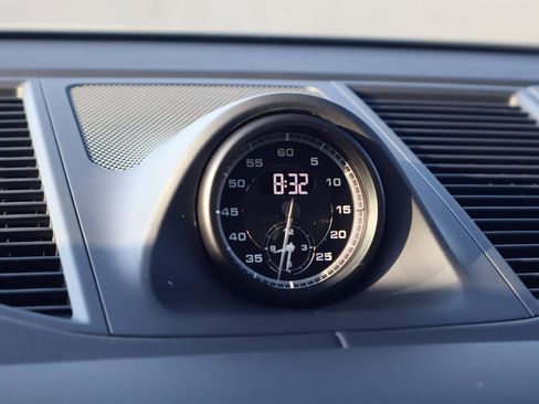 New 2026 Porsche Macan S image 28