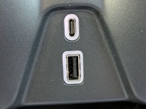 Used 2022 Chevrolet Blazer Premier w/ Enhanced Convenience Package image 31