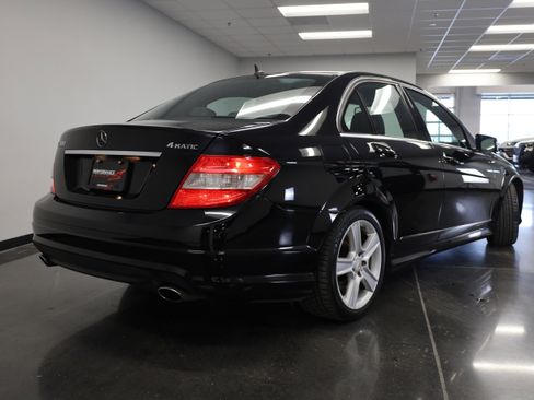 Used 2011 Mercedes-Benz C 300 4MATIC Sedan image 8