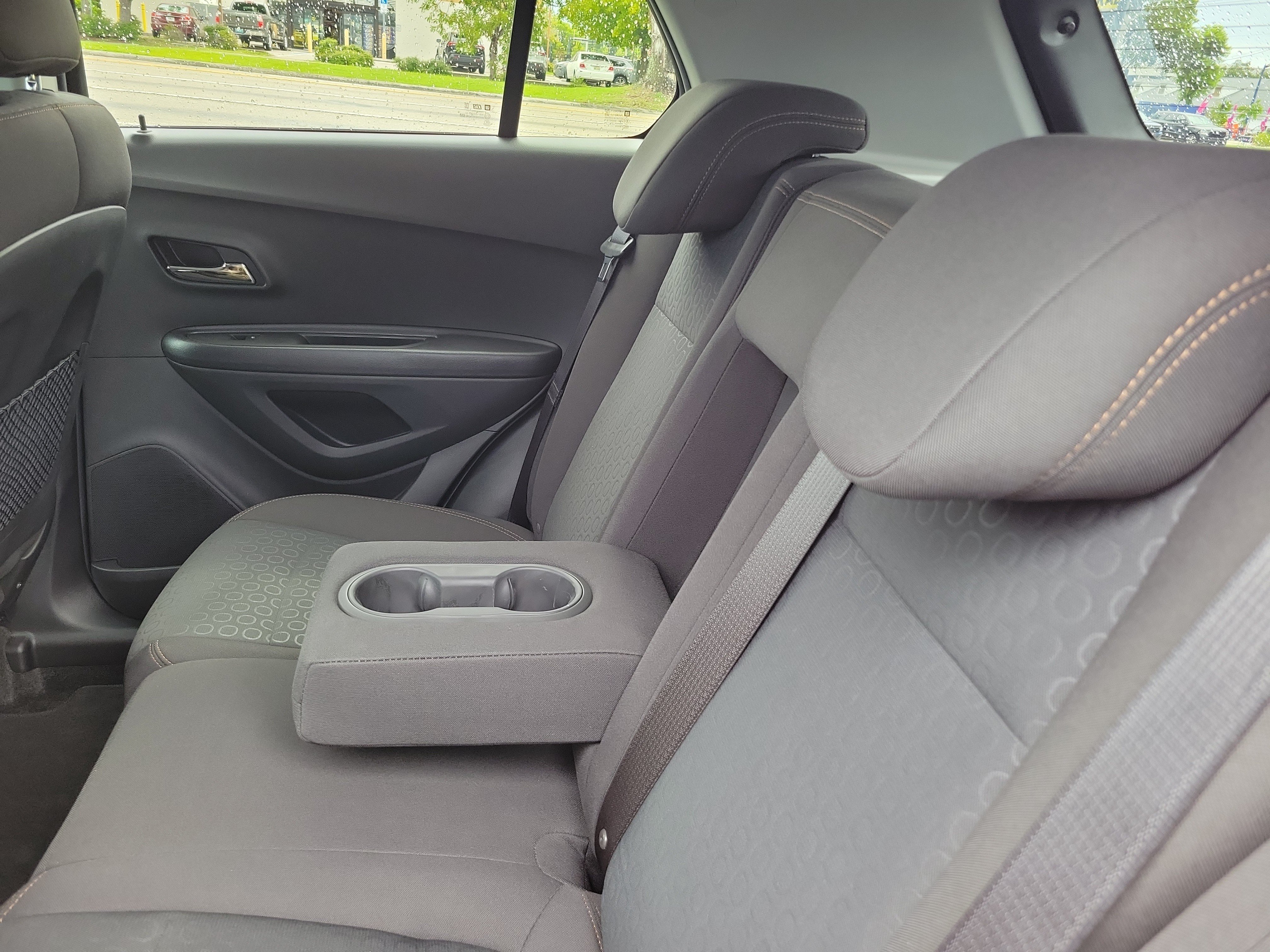 Used 2020 Chevrolet Trax LS w/ Tint and Cruise Package FWD image 9