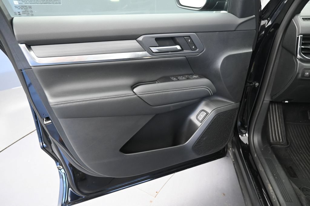 New 2027 GMC Terrain Elevation w/ Elevation Premium Package AWD/4WD image 16
