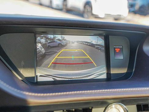 Used 2018 Lexus ES 350 image 16