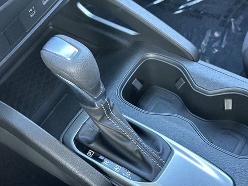 Used 2023 Nissan Frontier SV w/ Tow Package image 16