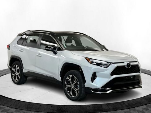 Certified 2025 Toyota RAV4 XSE image 7