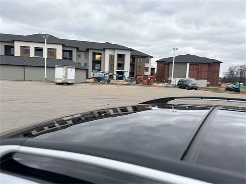 Used 2014 Nissan Murano LE w/ Platinum Edition Package image 29