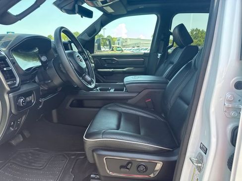 Used 2024 RAM 1500 Limited AWD/4WD image 18