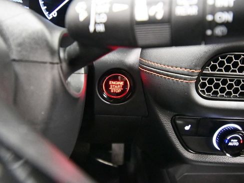 Certified 2024 Honda HR-V Sport image 24