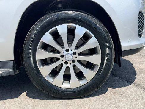 Used 2017 Mercedes-Benz GLS 450 4MATIC image 30