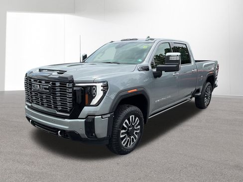 New 2026 GMC Sierra 2500 Denali Ultimate AWD/4WD image 7