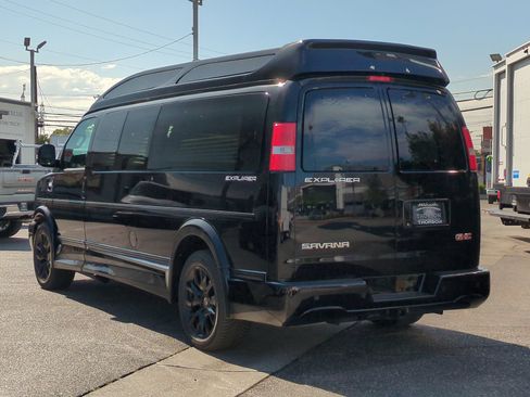 New 2025 GMC Savana 2500 Extended w/ Driver Convenience Package RWD image 70