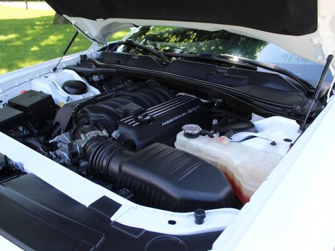 Used 2021 Dodge Challenger R/T Scat Pack RWD image 25