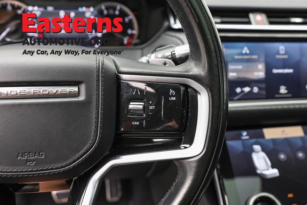 Used 2022 Land Rover Range Rover Velar R-Dynamic S AWD/4WD image 16