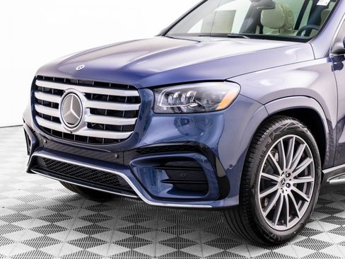 New 2026 Mercedes-Benz GLS 580 4MATIC image 37