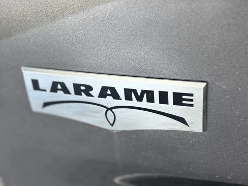 Used 2015 RAM 3500 Laramie image 8