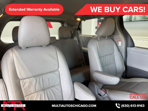 Used 2016 Toyota Sienna XLE Premium image 30