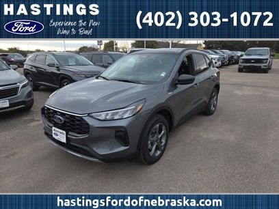 New 2025 Ford Escape ST-Line w/ Cold Weather Package