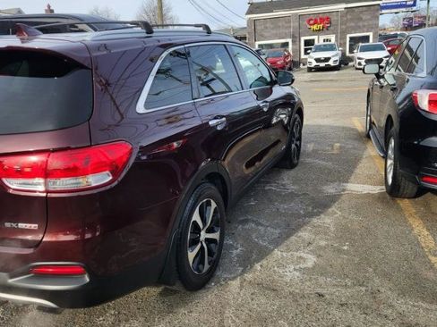 Used 2018 Kia Sorento EX image 4