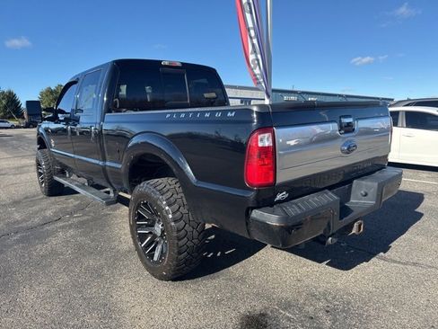 Used 2016 Ford F250 Platinum w/ Platinum Package image 5