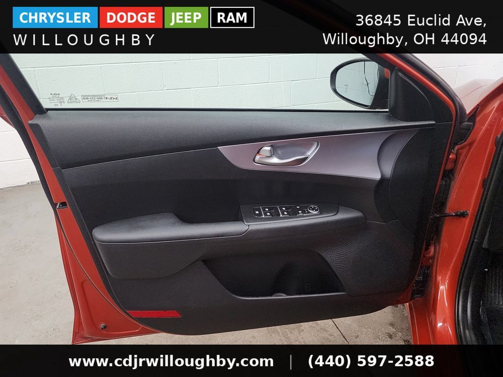 Used 2022 Kia Forte LXS FWD image 11