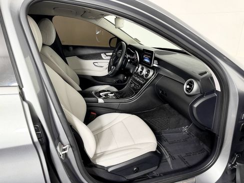 Used 2016 Mercedes-Benz C 300 4MATIC Sedan image 47