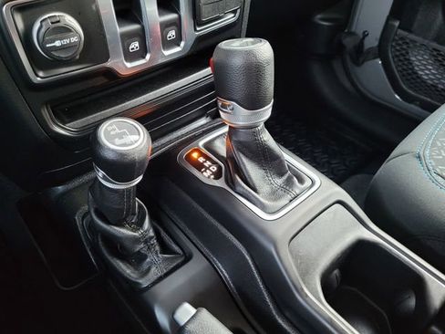 Certified 2021 Jeep Wrangler Sport image 12