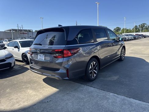 New 2026 Honda Odyssey EX-L image 4