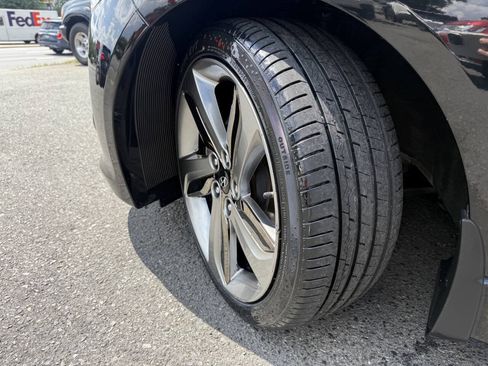 Used 2013 Hyundai Veloster Turbo FWD image 21