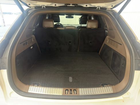 Used 2016 Lincoln MKX Reserve w/ Technology Package image 18