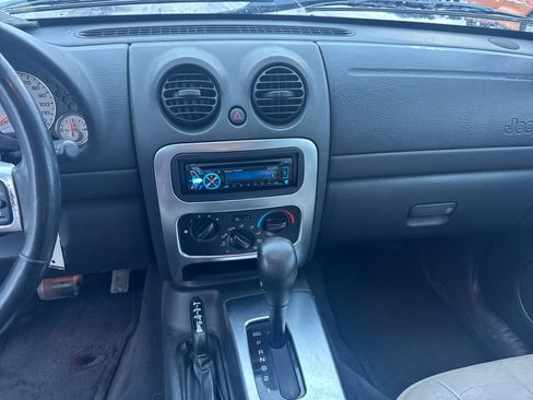 Used 2003 Jeep Liberty Limited image 10